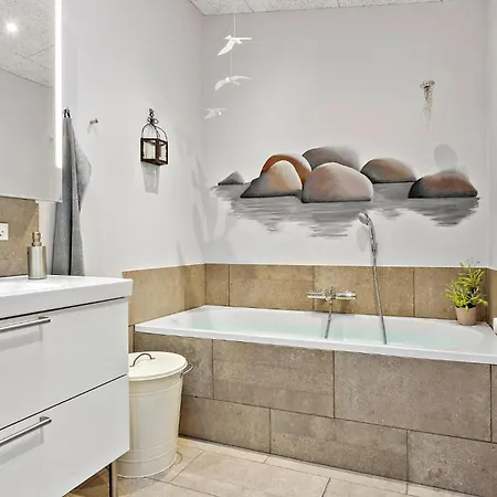 Feriehus 3 Bedroom Beautiful In *