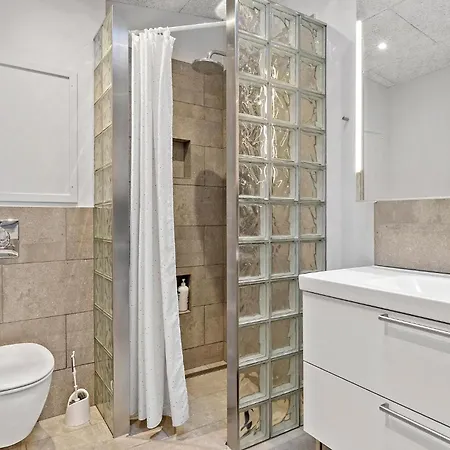 Casa vacanze 3 Bedroom Beautiful In Bogense