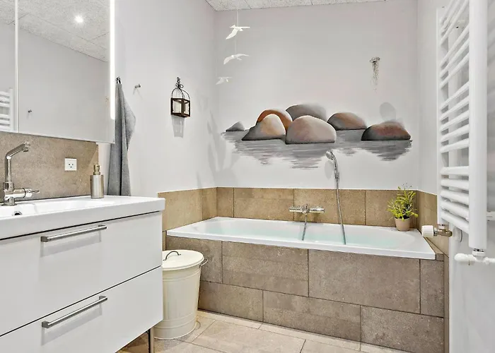 Semesterbostad 3 Bedroom Beautiful In *