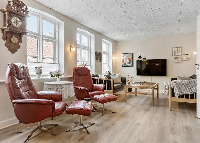 Semesterbostad 3 Bedroom Beautiful In